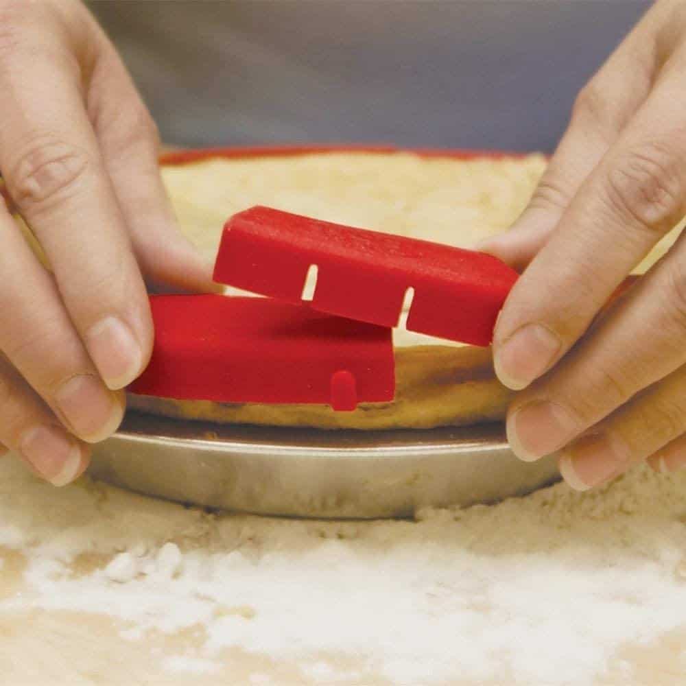 Killer Deals kitchen baking pie crust silicone protective shield Red