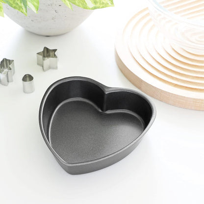 Cake Mould Pans Set of 2 Heart Shape Carbon Steel Cake Mould Pan